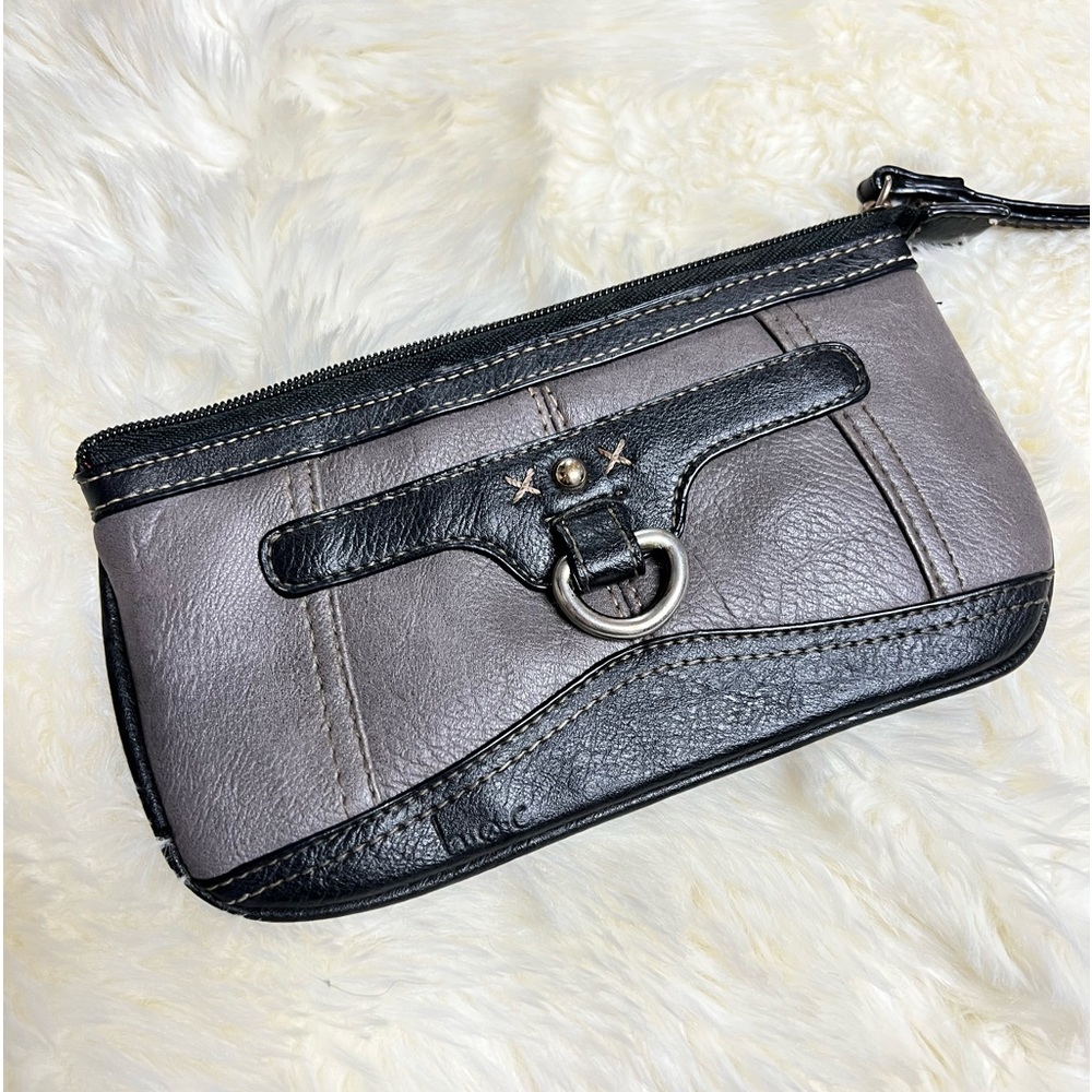b.o.c. by Born grey and black leather Clutch Wallet Wristlet